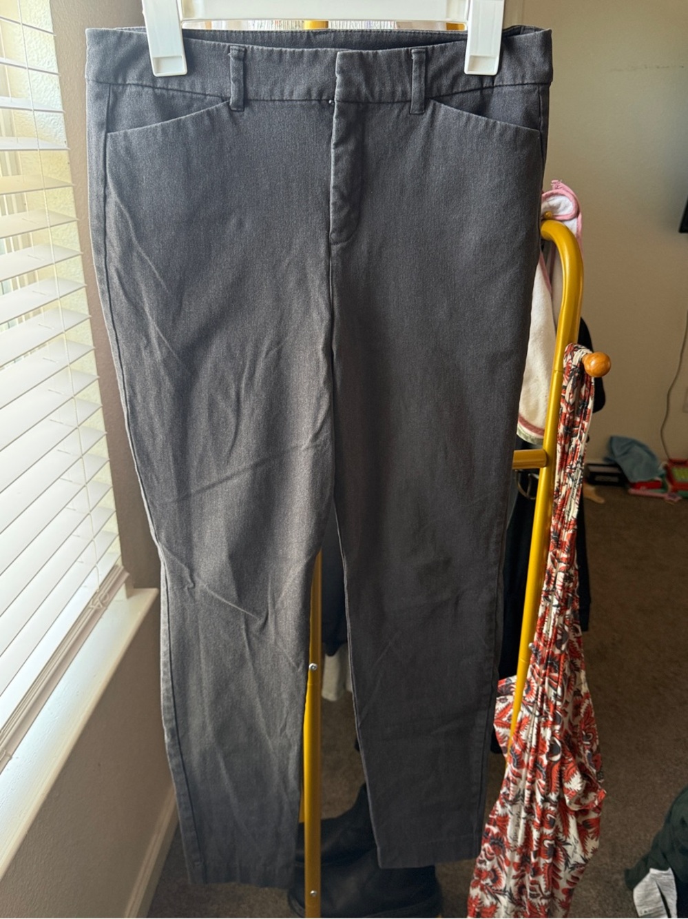 Old Navy Women's Charcoal Skinny Pants